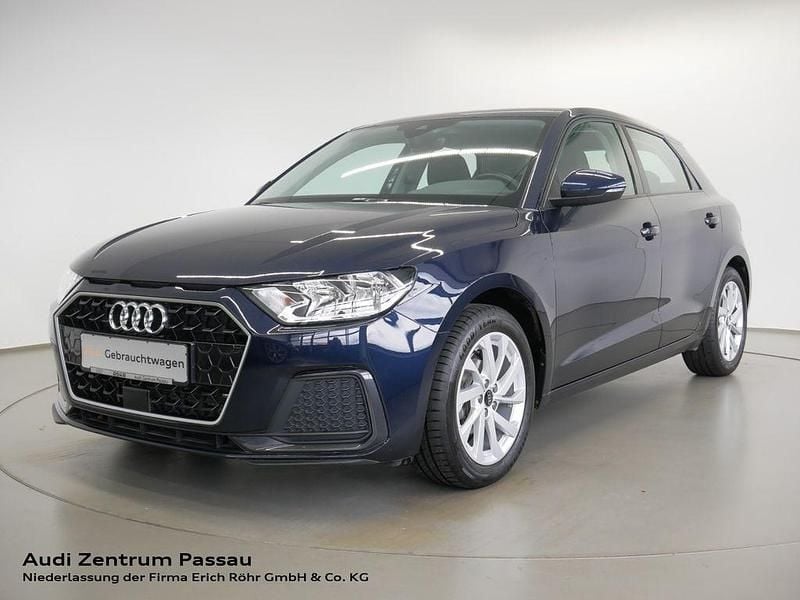 Blau Gebraucht 2021 Audi A1 Sportback Advanced Kleinwagen | 16.985 € (Guter Preis) - Bild 1/4