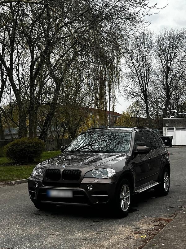 Second-hand BMW X5 245 CP (180 kW) 2012 Maro SUV