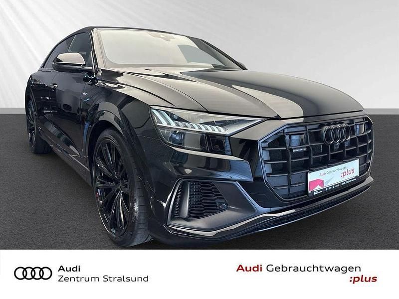 Mythosschwarz (metallic) Gebraucht 2023 Audi Q8 Ambiente SUV | 74.950 € (Teuer) - Bild 1/4