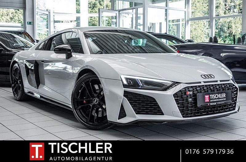 Grau Gebraucht 2020 Audi R8 Coupé Sport Coupé | 109.480 € (Fairer Preis) - Bild 1/4