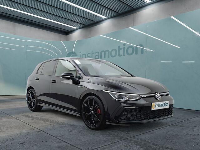 Schwarz Gebraucht 2023 VW Golf VIII GTD Limousine | 34.750 € (Fairer Preis) - Bild 1/2