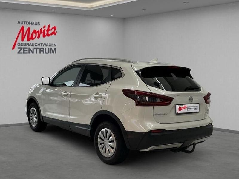 Gebraucht Nissan Qashqai Zama 140 PS (102 kW) 2021 M) (weiss SUV