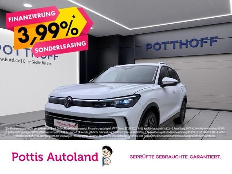Weiss Gebraucht 2024 VW Tiguan Life SUV | 33.177 € (Fairer Preis) - Bild 1/4