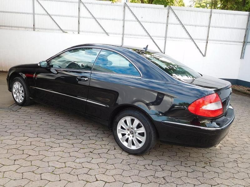 Gebraucht Mercedes CLK200 Elegance 184 PS (135 kW) 2008 Schwarz