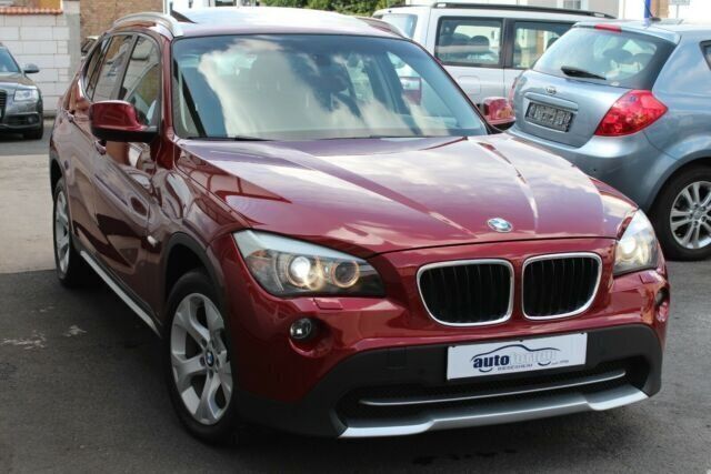 Gebraucht BMW X1 150 PS (110 kW) 2010 Rot metallic SUV