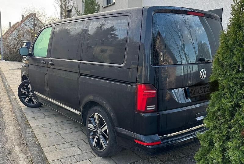Gebraucht VW Multivan 204 PS (150 kW) 2022 Schwarz Van