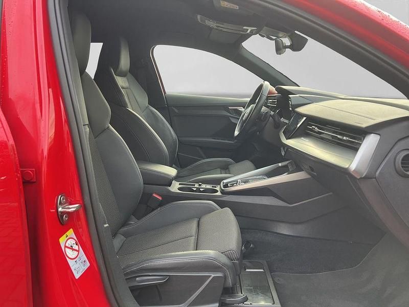 Gebraucht Audi A3 Advanced 150 PS (110 kW) 2021 Rot Limousine
