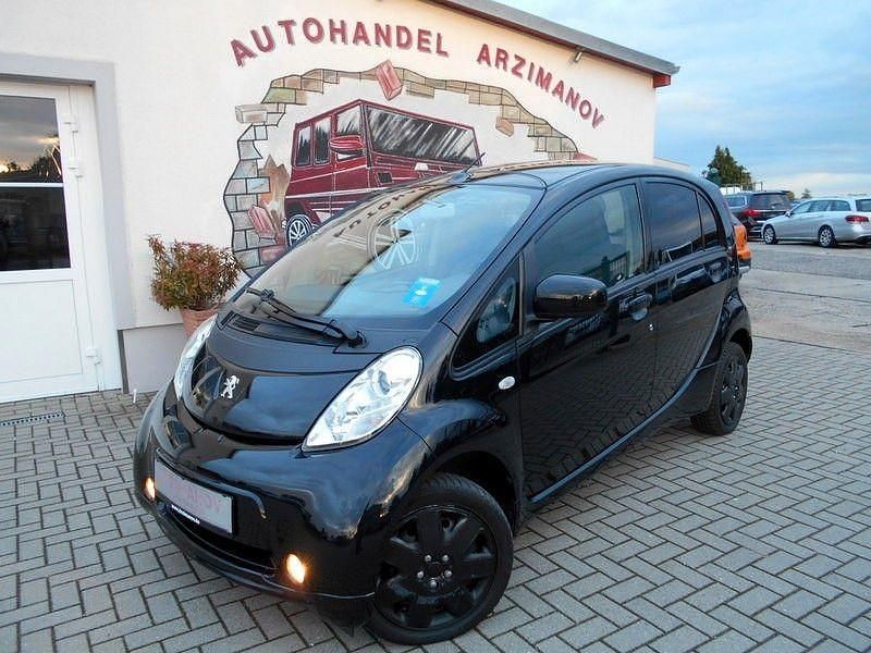 Gebraucht Peugeot iON Active 35 kW (48 PS) 2012 Schwarz Kleinwagen