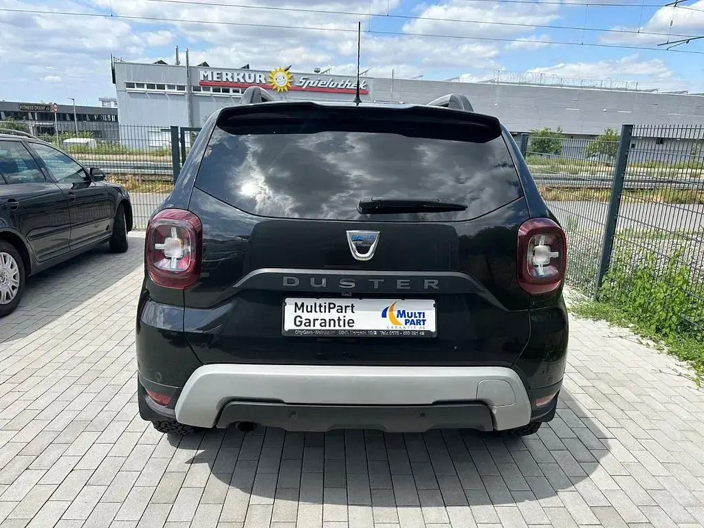 Gebraucht Dacia Duster Prestige 125 PS (91 kW) 2018 Schwarz SUV