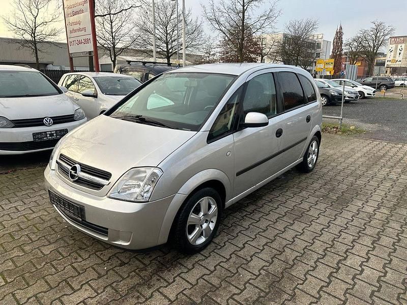 Silber Gebraucht 2005 Opel Meriva Basis Van / Kleinbus | 2.800 € (Etwas zu teuer) - Bild 1/4