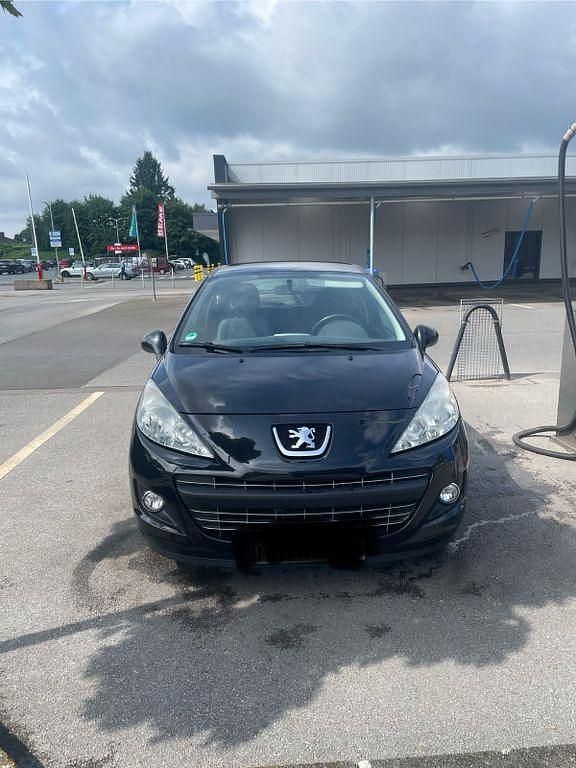 Schwarz Gebraucht 2012 Peugeot 207 Urban Move Limousine | 2.900 € (Superpreis) - Bild 1/4