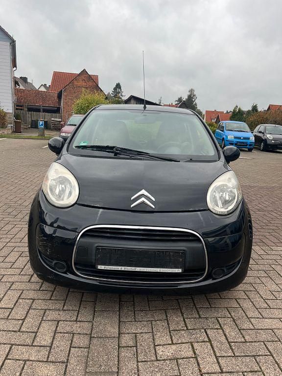 Schwarz Gebraucht 2009 Citroën C1 Style Kleinwagen | 750 € (Fairer Preis) - Bild 1/4