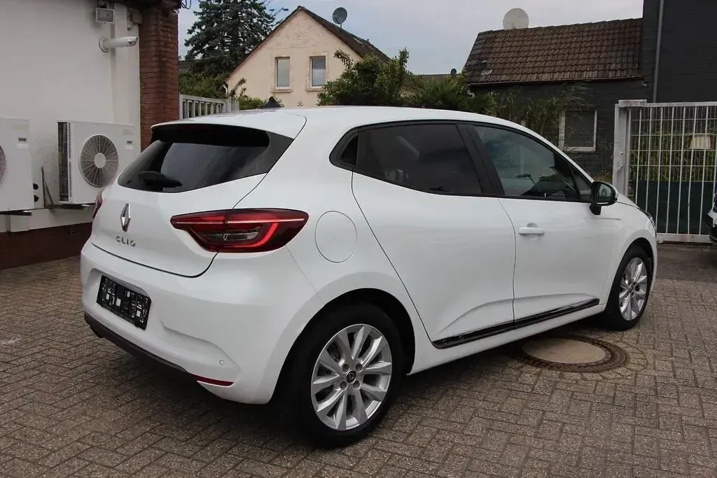 Gebraucht Renault Clio V Experience 72 PS (52 kW) 2020 Weiß Limousine