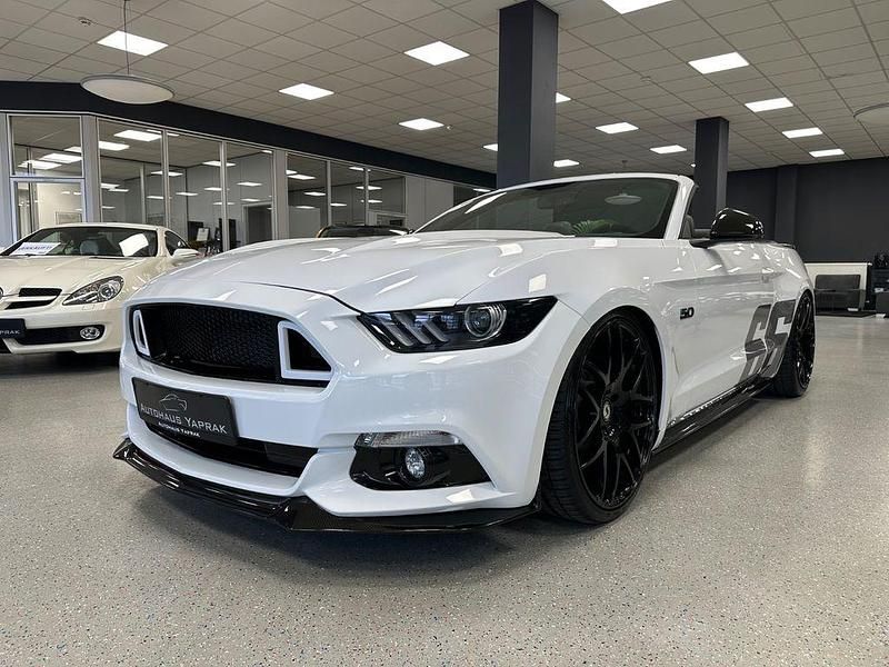 Gebraucht Ford Mustang GT 421 PS (309 kW) 2016 Oxford white Cabrio