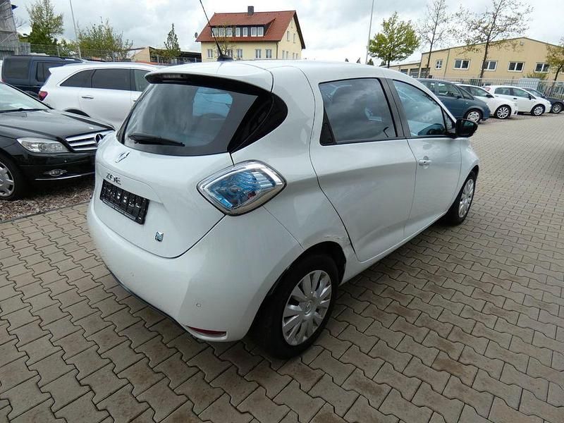 Gebraucht Renault Zoe Intens 42 kW (58 PS) 2014 Weiß Kleinwagen