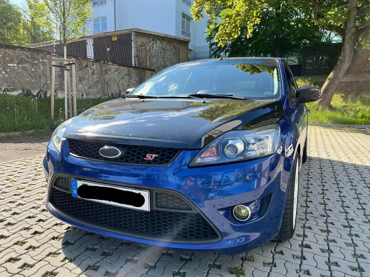 Gebraucht Ford Focus ST 226 PS (166 kW) 2010 Blau Limousine