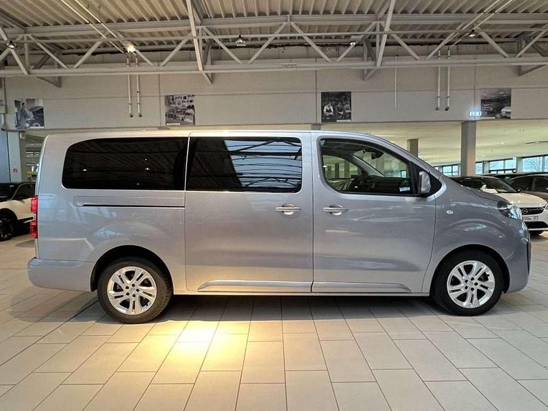 Gebraucht Opel Zafira Edition 177 PS (130 kW) 2020 Quarz silber metallic Van / Kleinbus