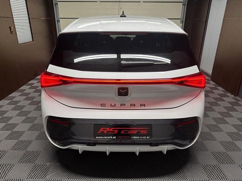Gebraucht Cupra Born e-Boost 169 kW (231 PS) 2023 Weiß Kleinwagen