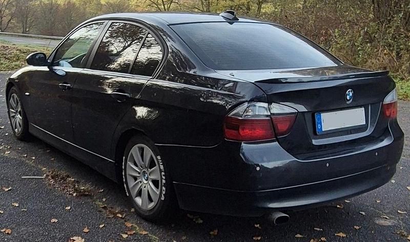 Gebraucht BMW 318 Performance 143 PS (105 kW) 2007 Schwarz Limousine