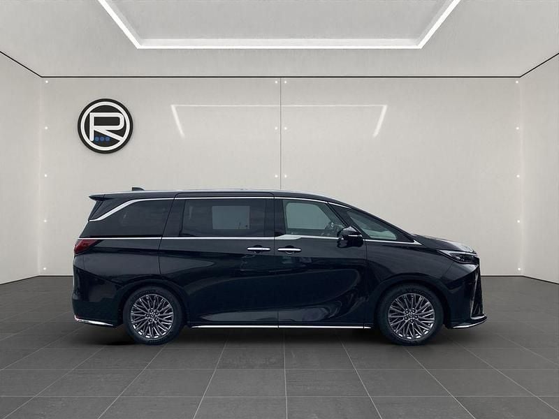 Neu Lexus LM350h Luxury Line 250 PS (183 kW) 2025 Graphite black Van / Kleinbus