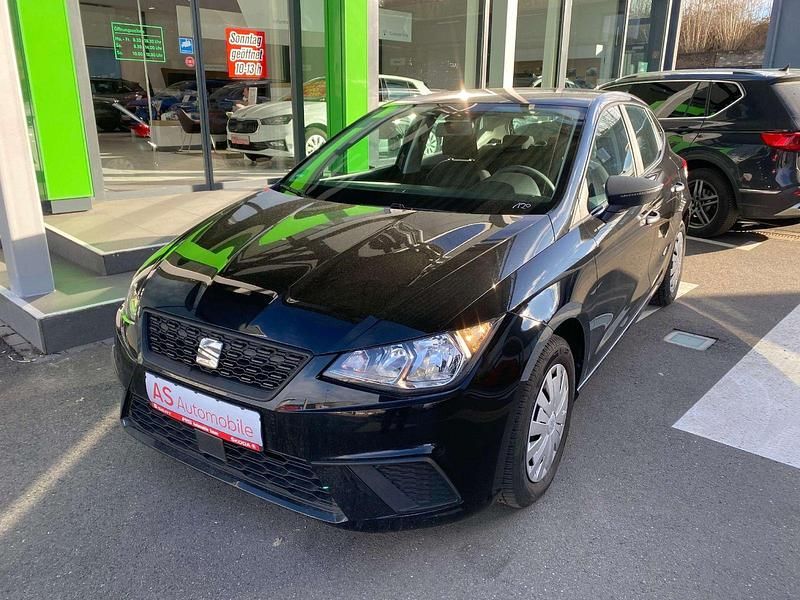 Black (metallic) Gebraucht 2022 Seat Ibiza Reference Kleinwagen | 13.880 € (Guter Preis) - Bild 1/4