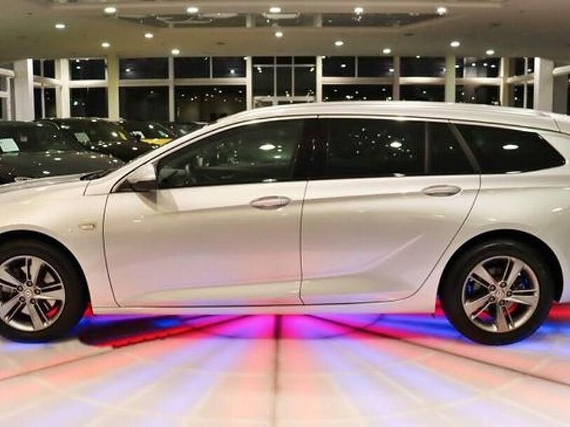 Gebraucht Opel Insignia 170 PS (125 kW) 2020 Argon silber Kombi