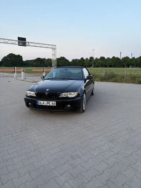 Gebraucht BMW 318 Cabriolet Performance 143 PS (105 kW) 2004 Schwarz Cabrio