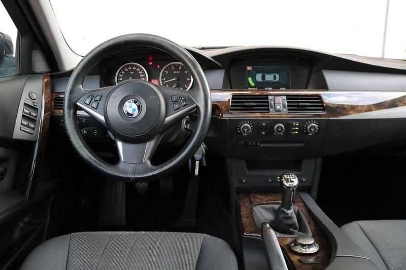 Gebraucht BMW 520 170 PS (125 kW) 2004 Schwarz Limousine