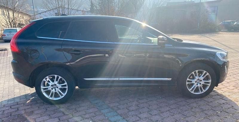 Gebraucht Volvo XC60 Summum 190 PS (139 kW) 2016 Schwarz SUV