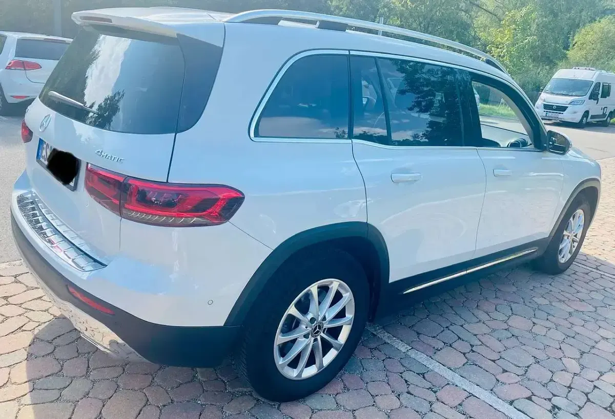 Gebraucht Mercedes GLB250 Progressive 224 PS (164 kW) 2021 Weiß SUV