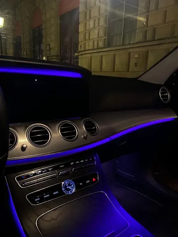 Gebraucht Mercedes E200 160 PS (117 kW) 2021 Grau Limousine