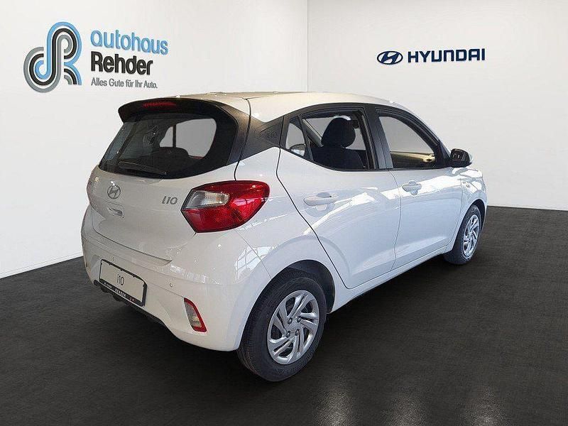 Neu Hyundai i10 Select 63 PS (46 kW) 2025 Weiß Kleinwagen