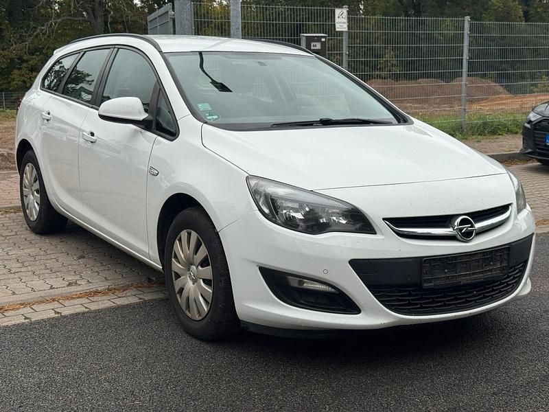 Gebraucht Opel Astra 2013 Weiß Kombi