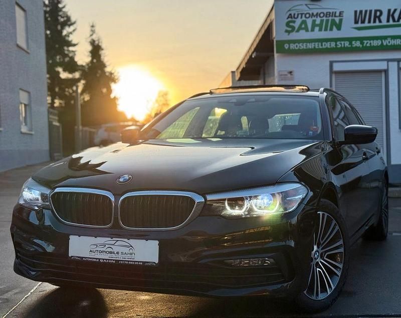 Schwarz Gebraucht 2017 BMW 520 Sport Line Kombi | 14.990 € (Superpreis) - Bild 1/4