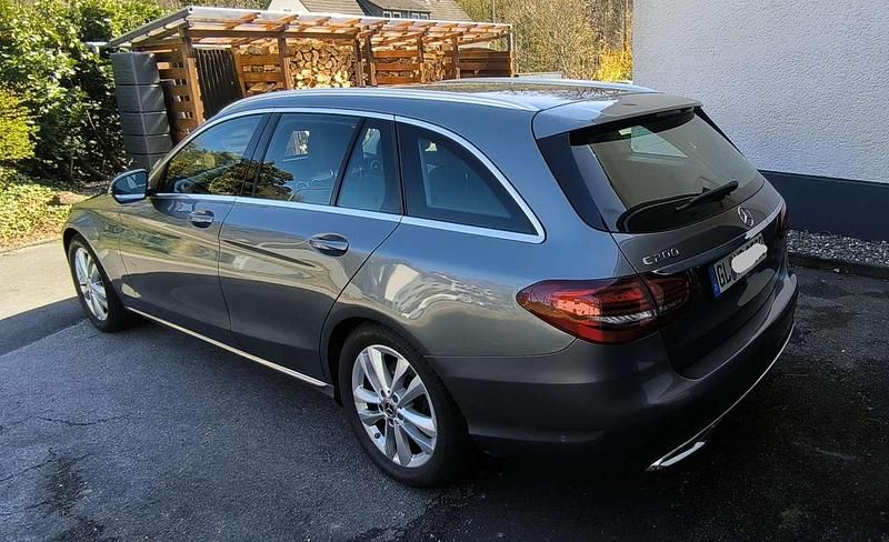 Gebraucht Mercedes 200 185 PS (136 kW) 2019 Grau Kombi