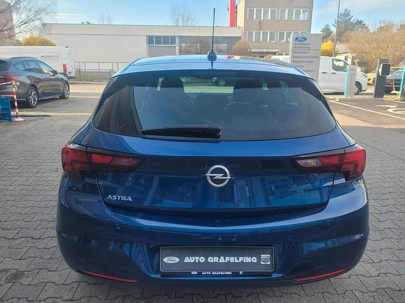 Gebraucht Opel Astra 110 PS (80 kW) 2021 Blau Limousine