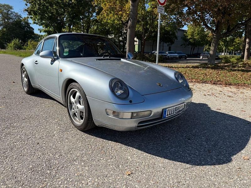 Silber Gebraucht 1996 Porsche 911 Carrera 4 Coupé | 85.000 € - Bild 1/4