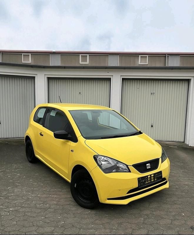 Gelb Gebraucht 2014 Seat Mii Kleinwagen | 2.999 € (Guter Preis) - Bild 1/4
