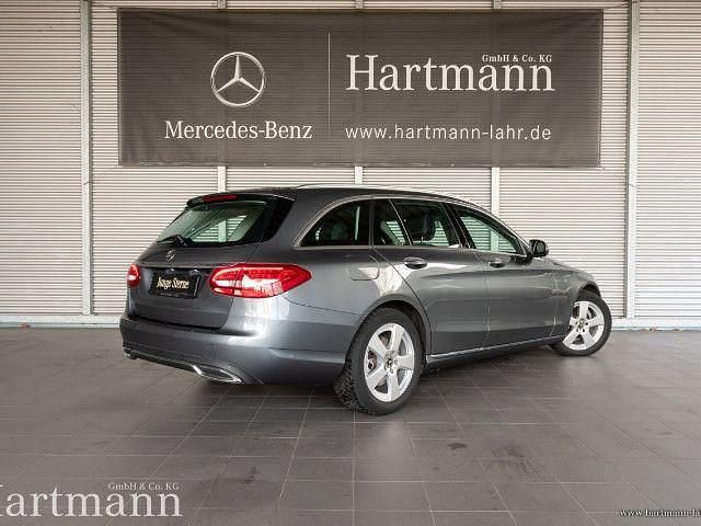 Gebraucht 2017 Mercedes C180 Avantgarde | 19.990 € (Guter Preis) - Bild 1/4