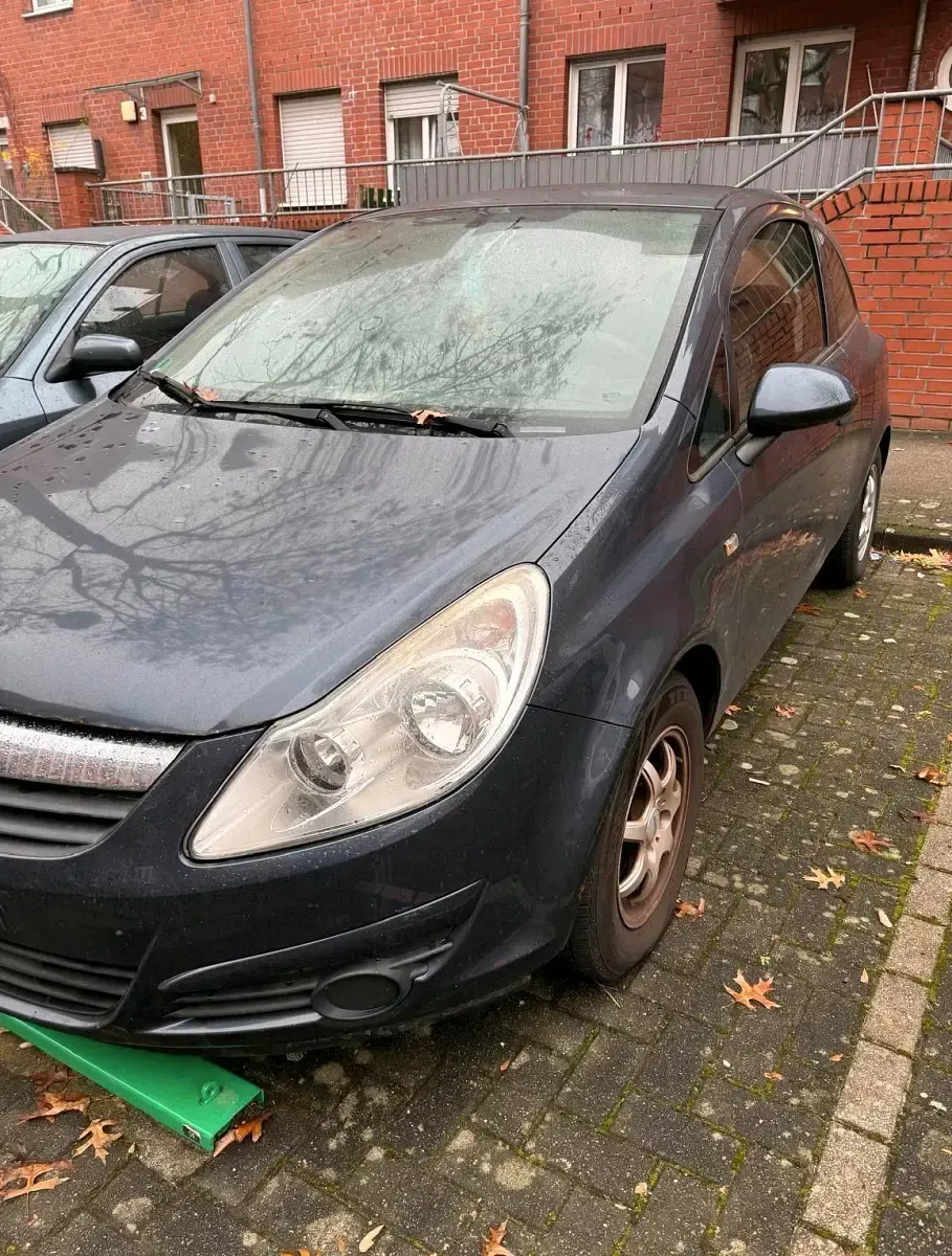 Gebraucht Opel Corsa 90 PS (66 kW) 2009 Grau Kleinwagen
