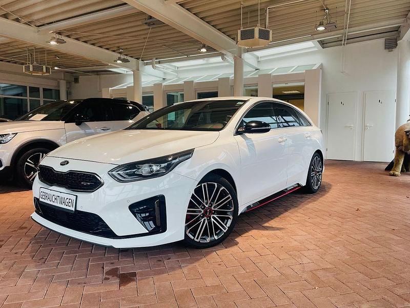 Gebraucht Kia ProCeed GT 204 PS (150 kW) 2019 Weiß Kleinwagen