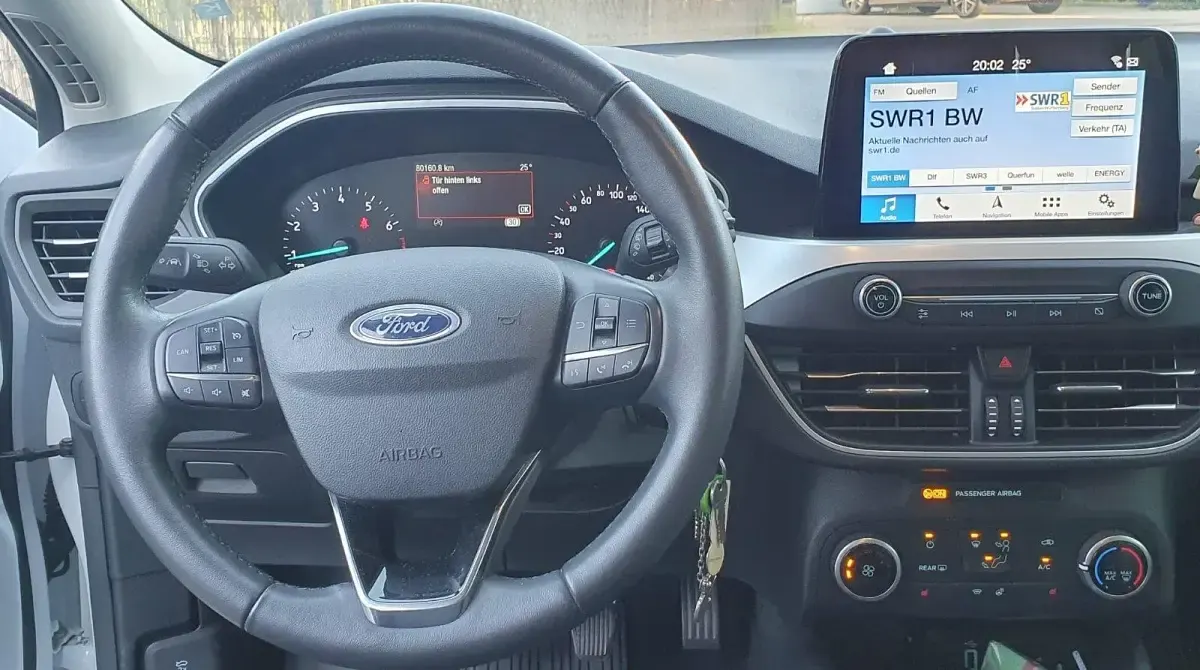 Gebraucht Ford Focus 125 PS (91 kW) 2019 Weiß Kombi