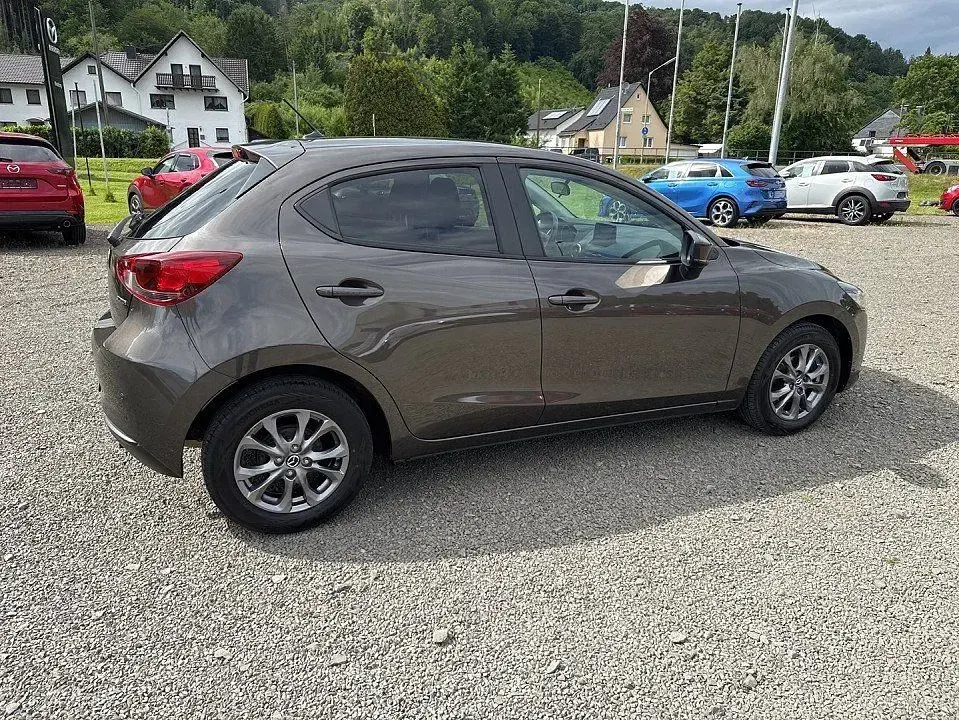 Gebraucht Mazda 2 Exclusive-Line 90 PS (66 kW) 2020 Grau Limousine
