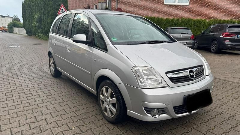 Silber Gebraucht 2006 Opel Meriva Van / Kleinbus | 3.990 € (Etwas zu teuer) - Bild 1/4