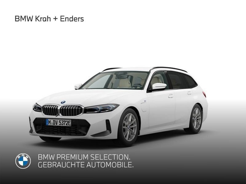 Alpinweiss iii Gebraucht 2024 BMW 330e M Sport Kombi | 45.900 € (Fairer Preis) - Bild 1/4