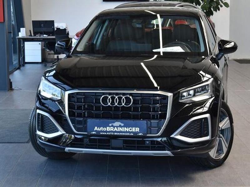 Schwarz Gebraucht 2021 Audi Q2 Advanced SUV | 23.850 € (Etwas zu teuer) - Bild 1/4