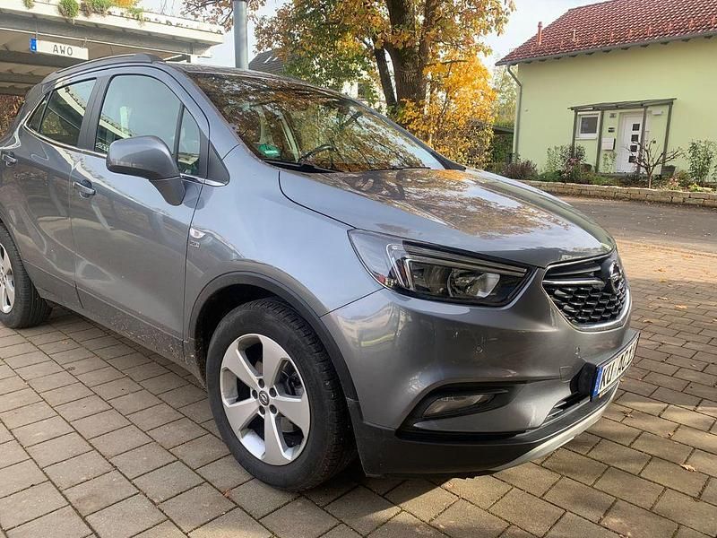 Grau Gebraucht 2018 Opel Mokka X Edition SUV | 11.900 € (Superpreis) - Bild 1/4