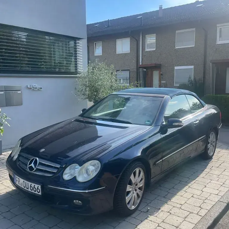Gebraucht Mercedes CLK350 Elegance 272 PS (200 kW) 2005 Blau Cabrio