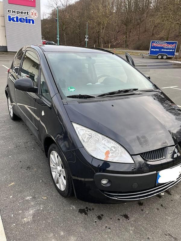 Schwarz Gebraucht 2008 Mitsubishi Colt Limousine | 2.300 € (Fairer Preis) - Bild 1/4
