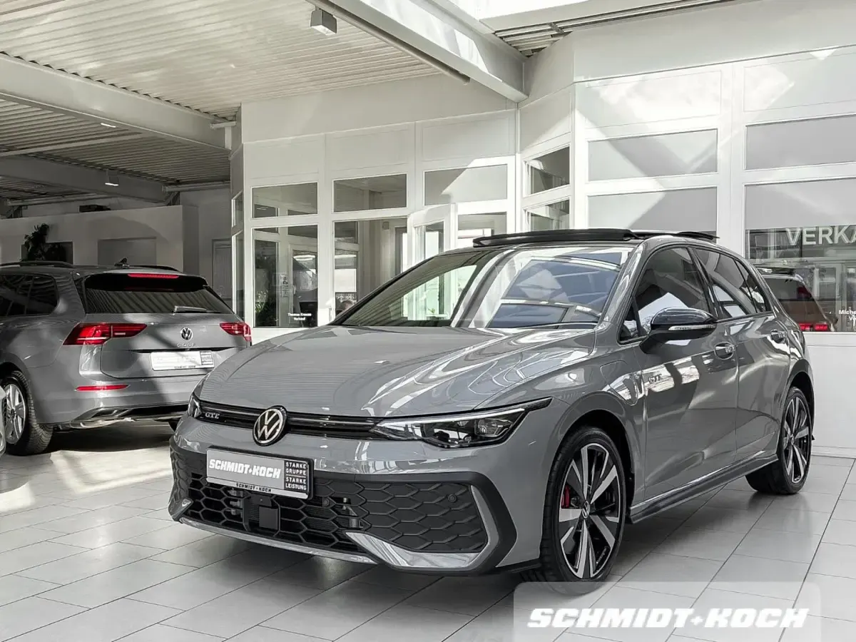 Gebraucht VW Golf VIII GTE 272 PS (200 kW) 2025 Grau Limousine